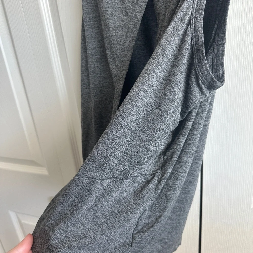 Fabletics Charcoal Tank Top - Picture 6 of 7